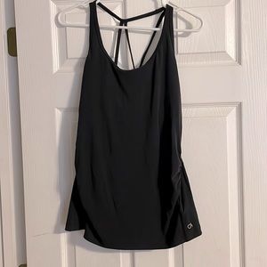 Gap fit maternity tank top large